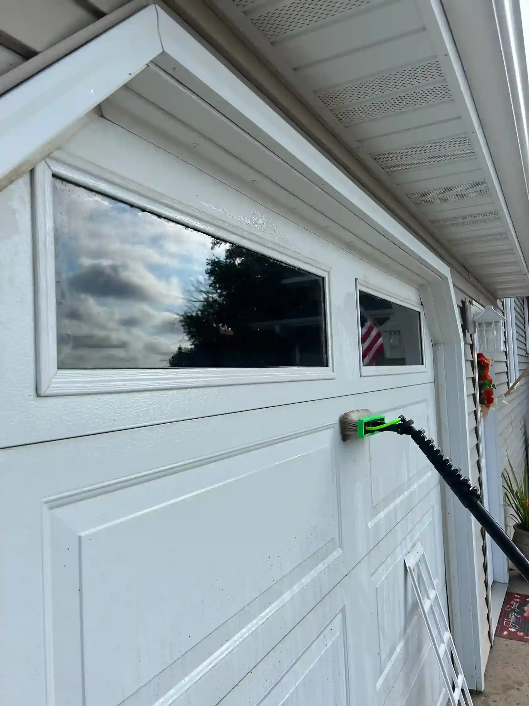 Sparkling clean multi-pane residential windows cleaned in Stevens County